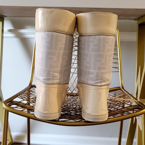 Fendi | Fendi Zucca Winter Boot - Picture 9 of 10